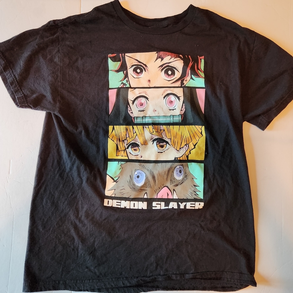 Men's Medium Used Black Demon Slayer: Kimetsu no Yaiba T Shirt